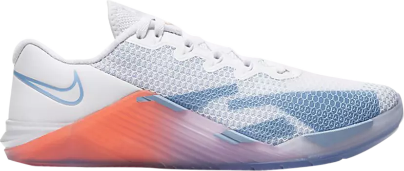 Кроссовки Nike Wmns Metcon 5 Premium 'Ombre Sole', белый
