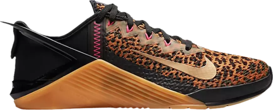 Кроссовки Nike Wmns Metcon 6 FlyEase 'Cheetah Print', коричневый