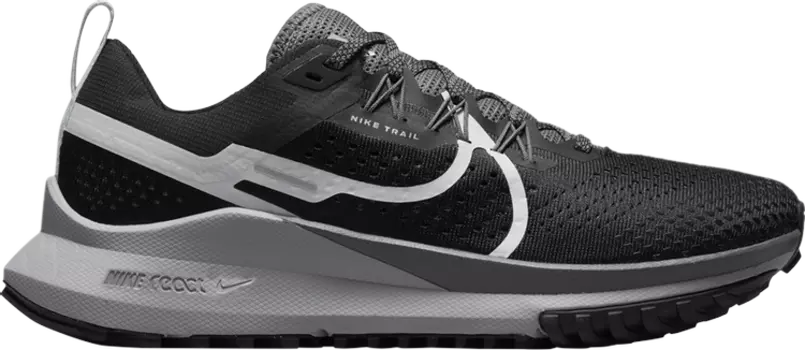 Кроссовки Nike Wmns React Pegasus Trail 4 'Black Dark Grey', черный
