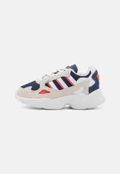 Кроссовки низкие UNISEX adidas Originals, цвет footwear white/night indigo/bright red
