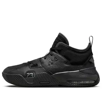 Кроссовки остаются верными 2 Air Jordan, черный