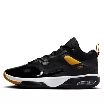 Кроссовки остаются верными 3 Air Jordan, черный