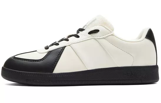 Кроссовки PEAK Lifestyle Shoes Women's Low-top Beige /Black, бежевый/черный