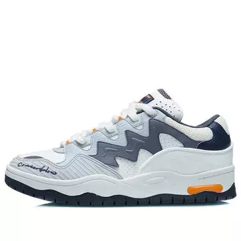 Кроссовки противостоят одному Li-Ning, серый