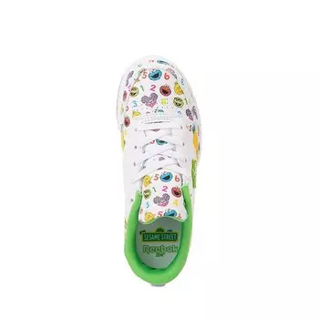 Кроссовки Reebok x Sesame Street Fun-All-Over Club C Revenge Athletic Shoe, разноцветный