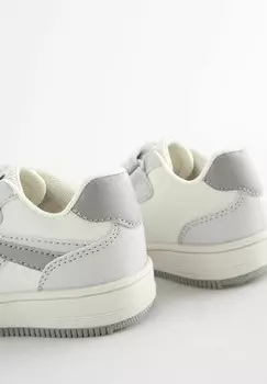 Кроссовки REGULAR FIT Next, белый