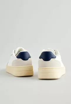 Кроссовки REGULAR FIT Next, белый