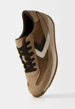 Кроссовки RETRO Bershka, песочный