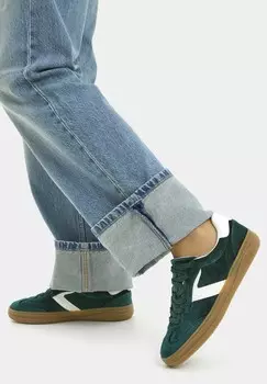 Кроссовки RETRO Bershka, зеленый