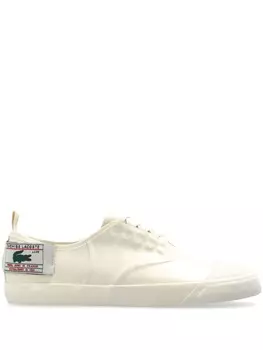 Кроссовки с круглым носком и логотипом Lacoste, белый