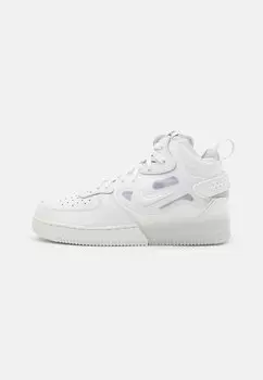 Кроссовки с высоким берцем Nike