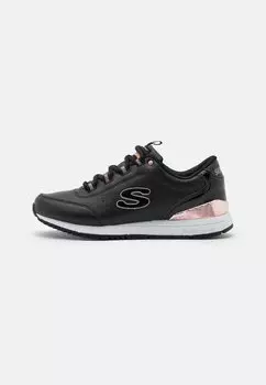 Кроссовки Skechers