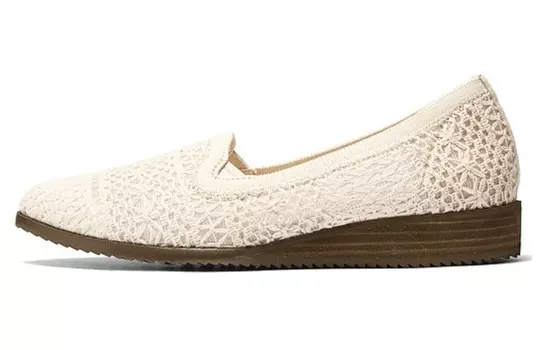 Кроссовки Skechers Modern Comfort Lifestyle Shoes Women's Low-top Beige, бежевый