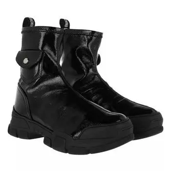 Кроссовки sneakerd trek45 lack stretch Love Moschino, черный