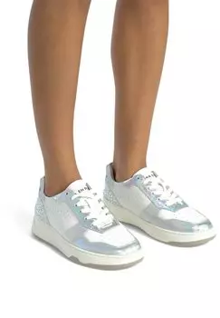 Кроссовки SNEAKERS CON PUNTERA REDONDEADA Y CIERRE Alma en Pena, серебряный