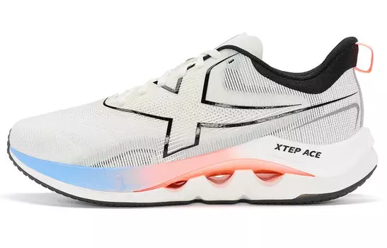 Кроссовки Speed 4.0 Pro для бега мужские с низким верхом белые/черные Xtep
