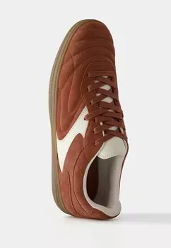 Кроссовки SPLIT RETRO Bershka, цвет Mottled Orange