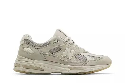 Кроссовки Stone Island x 991v2 Made in England 'Ghost Pack - Beige', кремовый