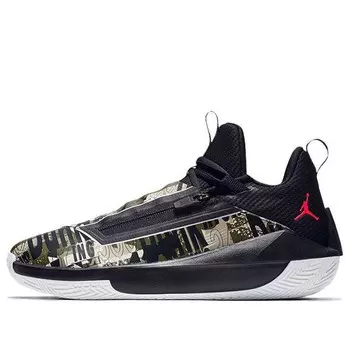 Кроссовки суетятся Air Jordan, черный