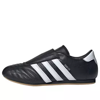Кроссовки taekwondo 'black white gum' Adidas, черный