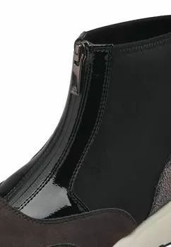 Кроссовки Tamaris, черный