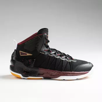 Кроссовки Tarmak, цвет rauchschwarz/mahagonibraun