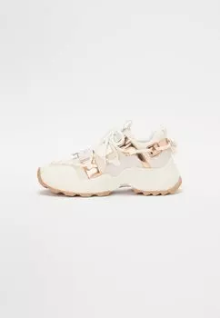 Кроссовки TAZMANIA Steve Madden, золотой