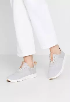 Кроссовки TOMS