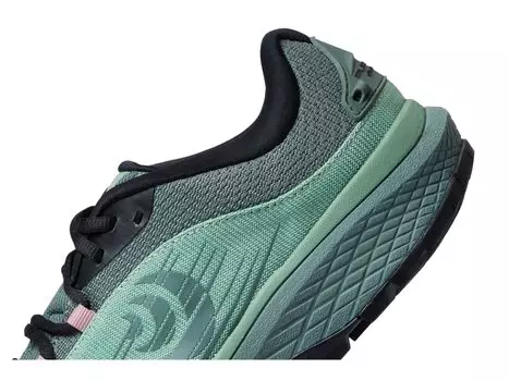 Кроссовки Topo Athletic Pursuit