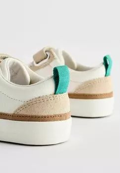 Кроссовки TOUCH FASTENING CHEVRON WIDE FIT Next, белый