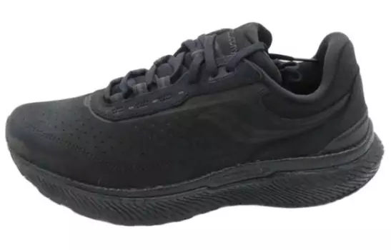 Кроссовки Triumph 21 унисекс низкие черные Saucony