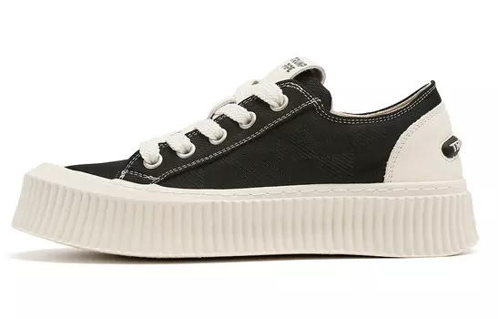 Кроссовки TRUMPPIPE Skateboarding Shoes Men Low-top Black, черный