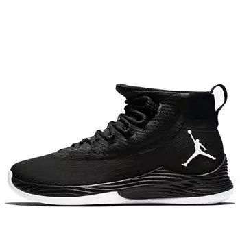 Кроссовки ультра флай 2 х Air Jordan, черный