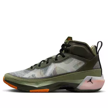 Кроссовки Undefeated x 37 sp Air Jordan, зеленый