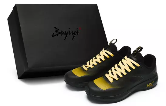 Кроссовки унисекс Arcteryx, желто-черный