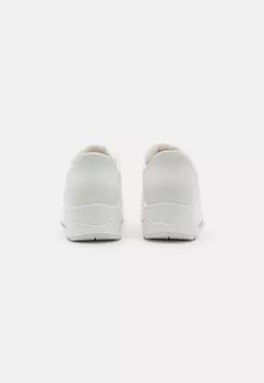 Кроссовки UNO Skechers, белый