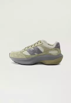 Кроссовки UWRPD UNISEX New Balance, оливковый