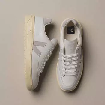 Кроссовки V-12 Leather Veja, белый