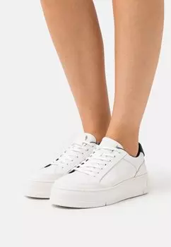 Кроссовки Vagabond