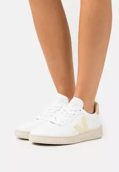 Кроссовки Veja, белый