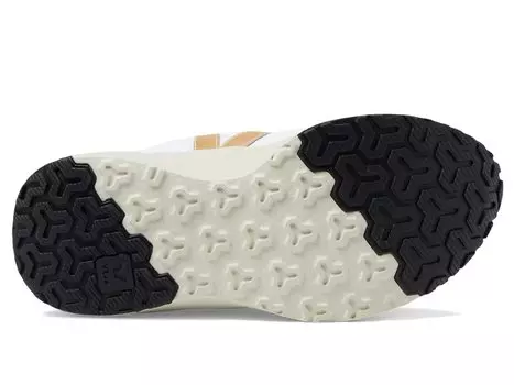 Кроссовки VEJA Kids Small Canary Alveomesh (Little Kid/Big Kid)