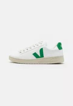 Кроссовки Veja Urca, белый / эмерод