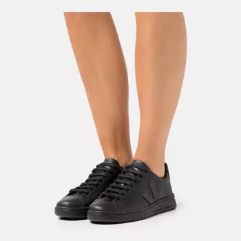 Кроссовки Veja Vegan Urca, full black