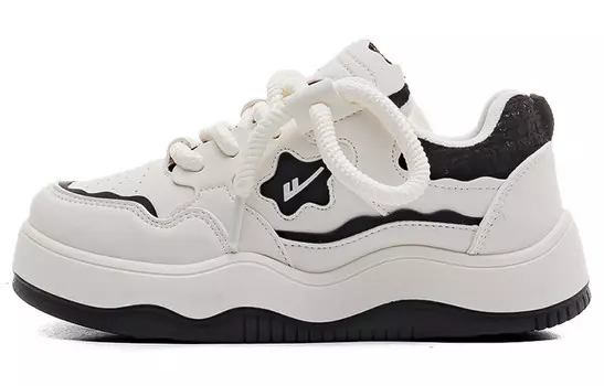 Кроссовки WARRIOR Skateboard Shoes Women's Low-Top Beige Black