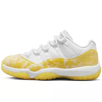 Кроссовки WMNS AIR JORDAN 11 RETRO LOW Jordan, цвет Wei/Gelb/Wei