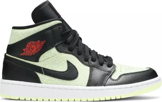 Кроссовки Wmns Air Jordan 1 Mid SE Black Barely Volt, черный