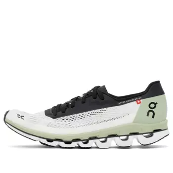 Кроссовки (WMNS) On Running Cloudboom 'White Black Green', белый
