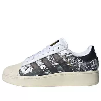 Кроссовки x star wars x nanzuka superstar xlg 'r2-d2 and c-3po' Adidas, белый