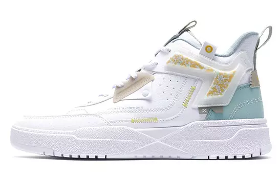 Кроссовки Xtep, белые