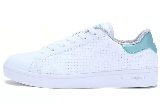 Кроссовки Xtep, белые/светло-зеленые